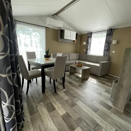 Campsite Mobilhome Bord Du *